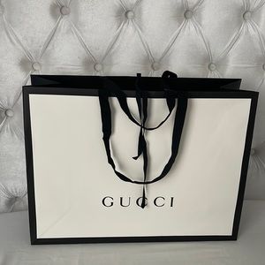Gucci shopping bag